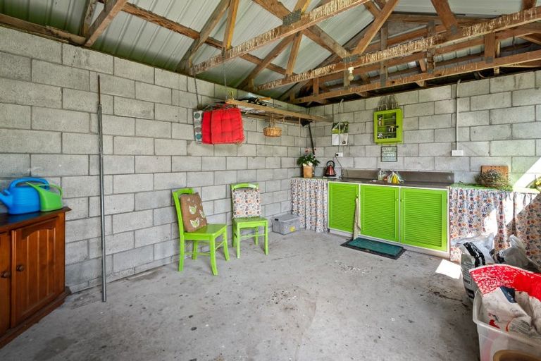 Photo of property in 2923 State Highway 1, Sanson, Palmerston North, 4479