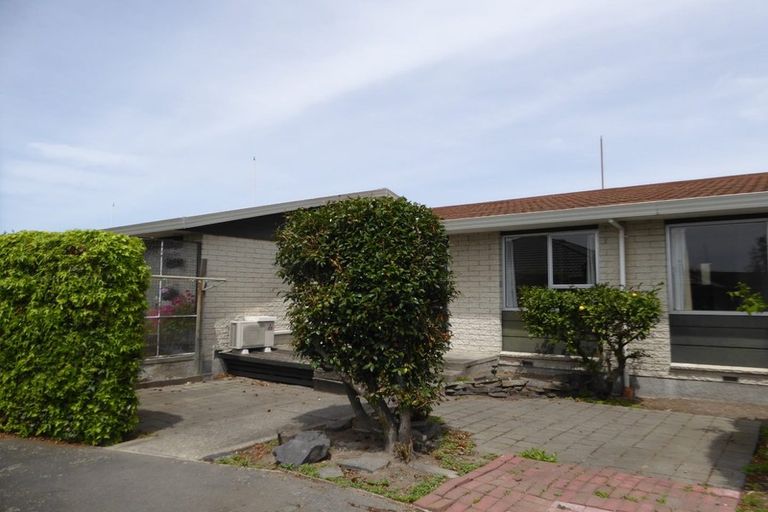 Photo of property in 3/15 Division Street, Riccarton, Christchurch, 8041