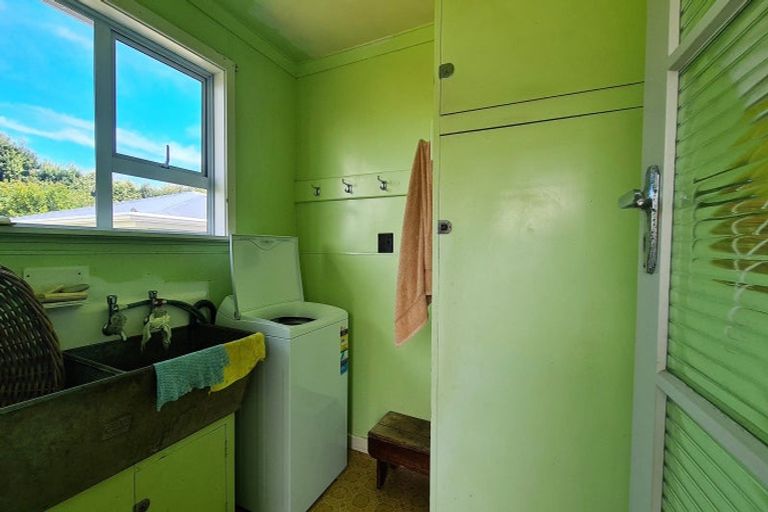 Photo of property in 20 Dieffenbach Street, Opunake, 4616