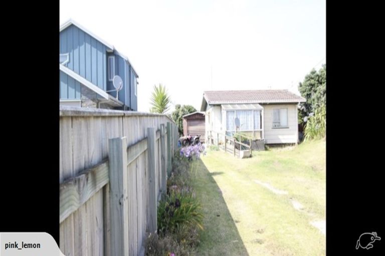 Photo of property in 13 Tregenna Street, Castlecliff, Whanganui, 4501