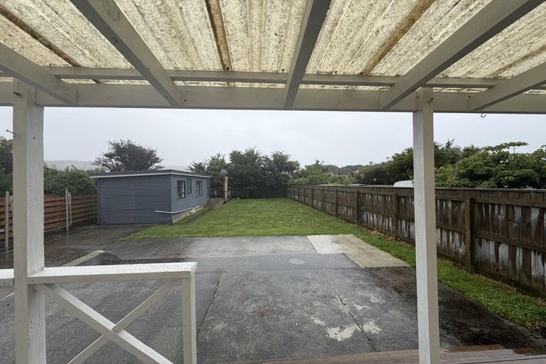 Photo of property in 27 Paremata Crescent, Paremata, Porirua, 5024