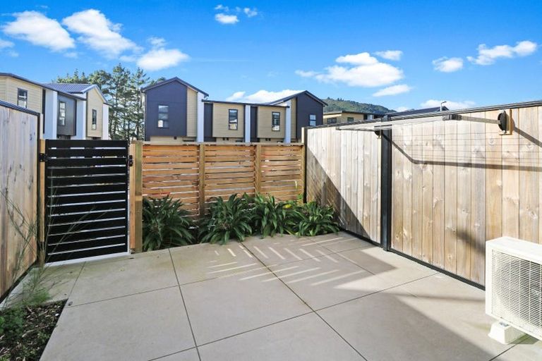 Photo of property in 22 Te Ara O Ralph Olsen, Wainuiomata, Lower Hutt, 5014