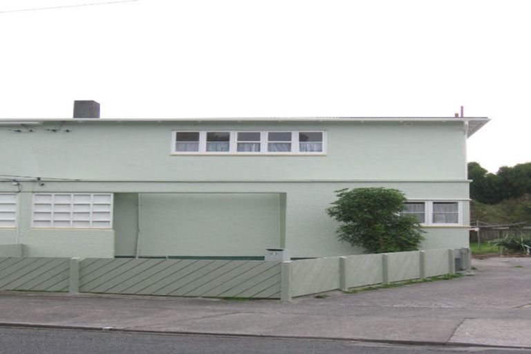 Photo of property in 47 Durham Crescent, Fairfield, Lower Hutt, 5011