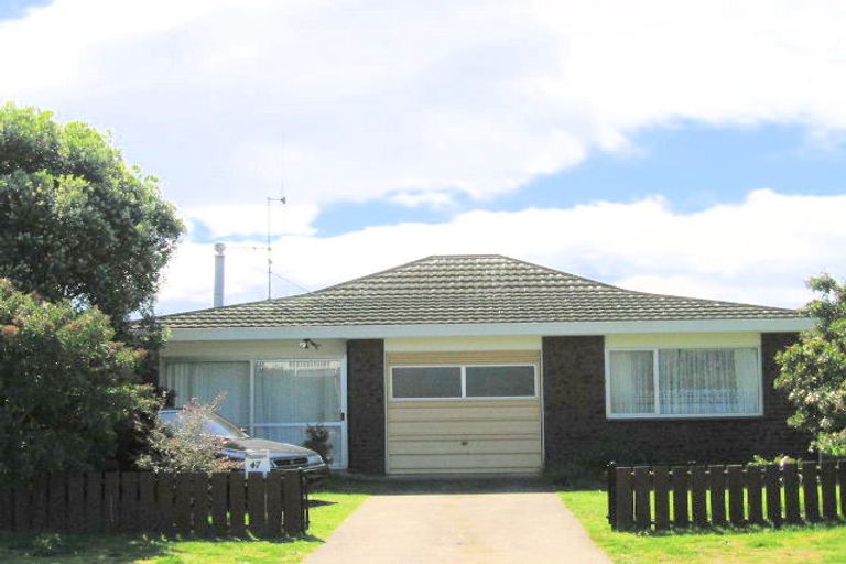 Photo of property in 47 Dickson Road, Papamoa Beach, Papamoa, 3118