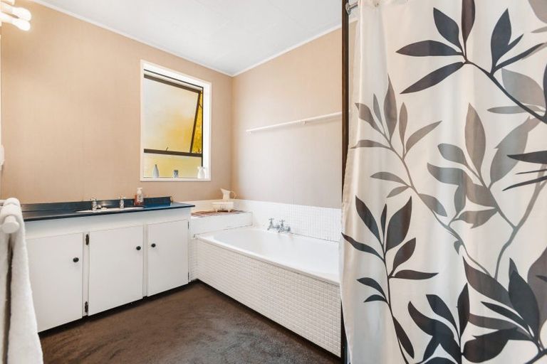 Photo of property in 82 Aronui Road, Bridge Hill, Alexandra, 9320