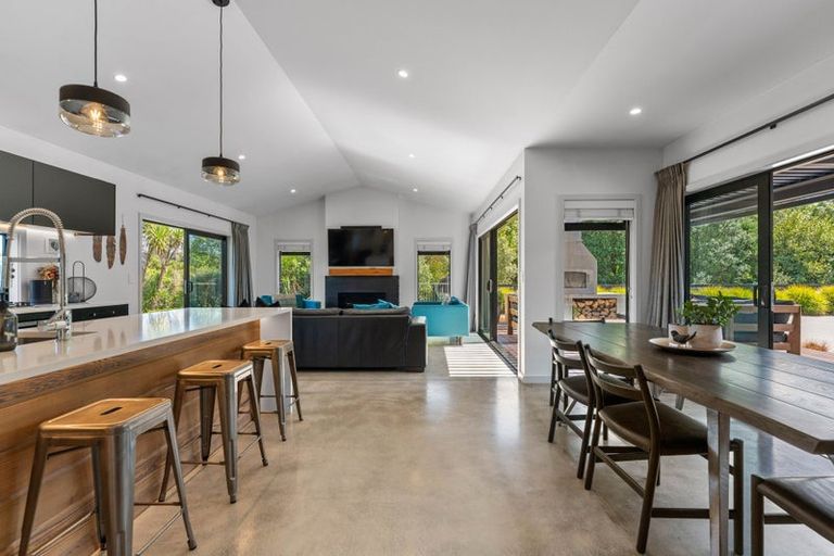 Photo of property in 40 Lacebark Drive, Kinloch, Taupo, 3377