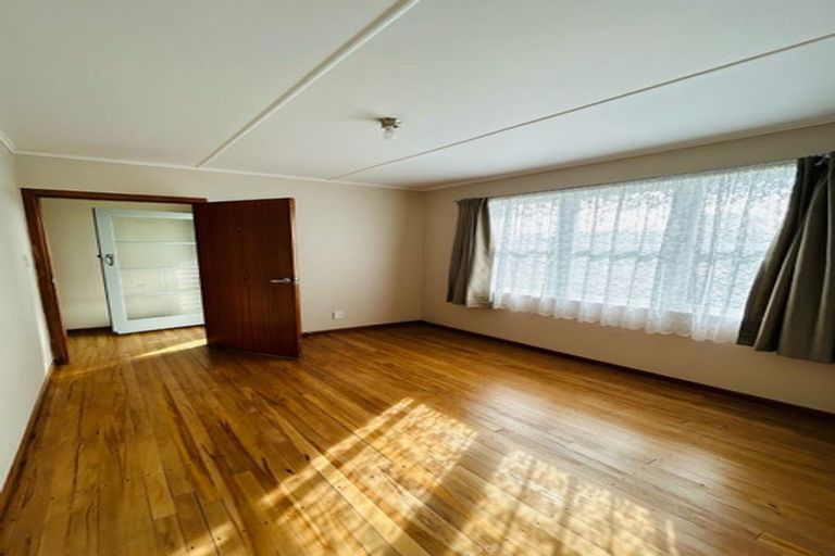 Photo of property in 80 Cargill Street, Papakura, 2110