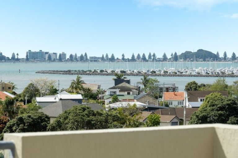 Photo of property in 98 Maxwells Road, Otumoetai, Tauranga, 3110