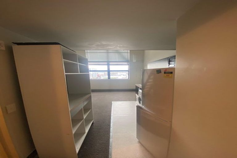 Photo of property in Urbane Apartments, 31/29 Webb Street, Mount Cook, Wellington, 6011