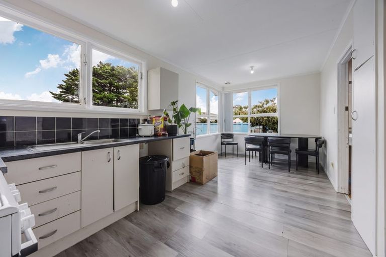 Photo of property in 25 Collett Road, Otara, Auckland, 2023