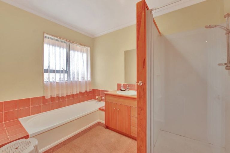 Photo of property in 12 Pukeone Place, Motueka, 7120