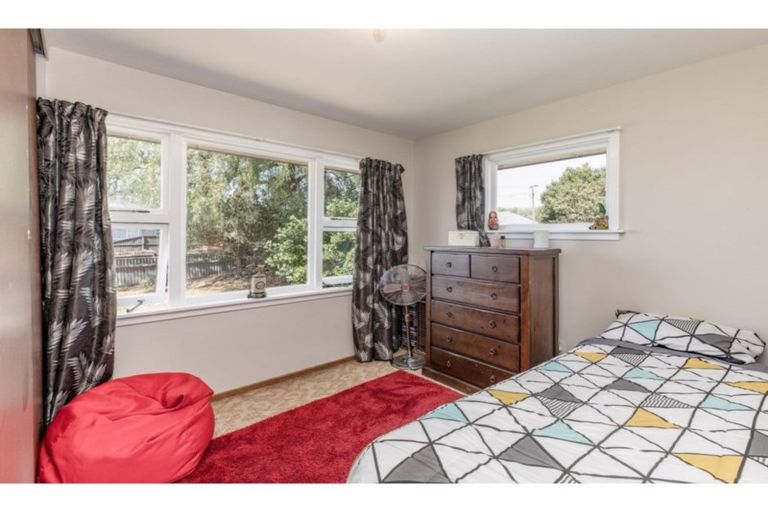 Photo of property in 17 Ariel Place, Aranui, Christchurch, 8061