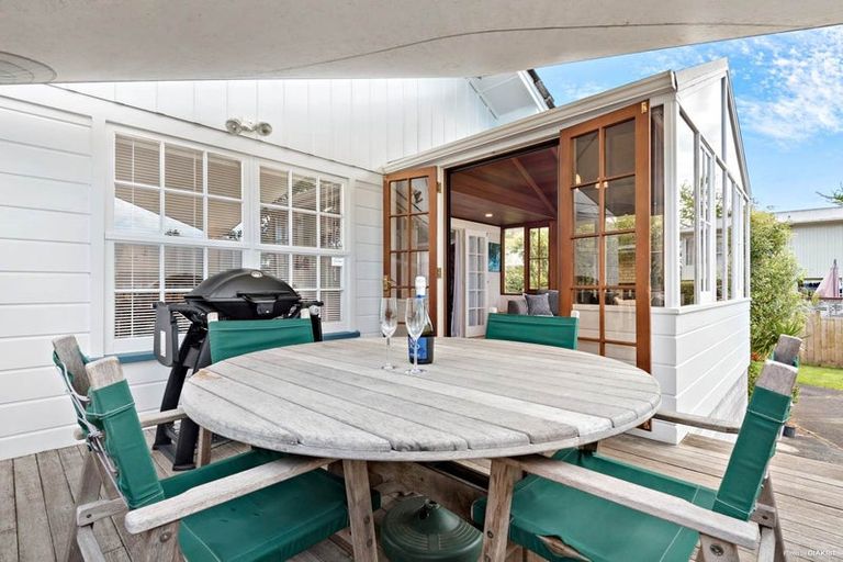 Photo of property in 41 Omana Road, Papatoetoe, Auckland, 2025