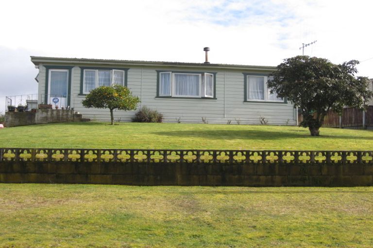 Photo of property in 14 Kowhai Street, Mangakino, 3421