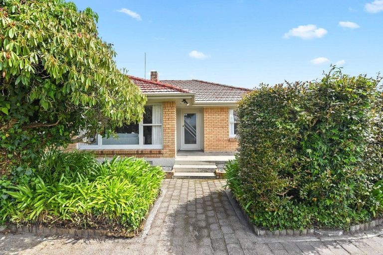 Photo of property in 12 Kingsley Street, St Andrews, Hamilton, 3200