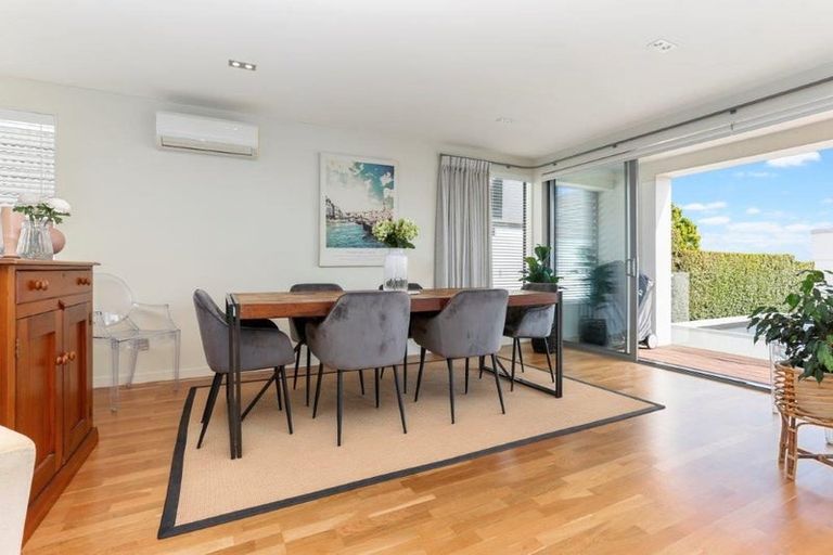 Photo of property in 38a Takutai Avenue, Bucklands Beach, Auckland, 2012