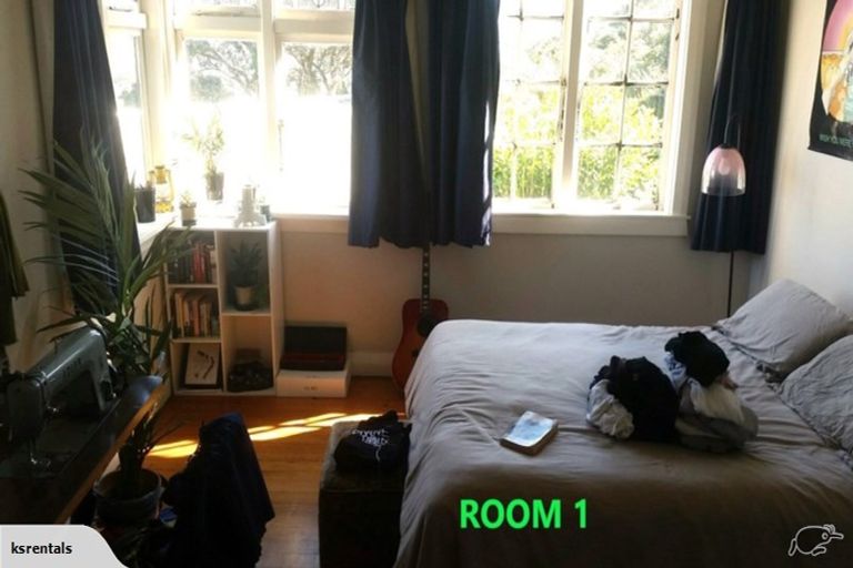 Photo of property in 56 Pembroke Road, Northland, Wellington, 6012