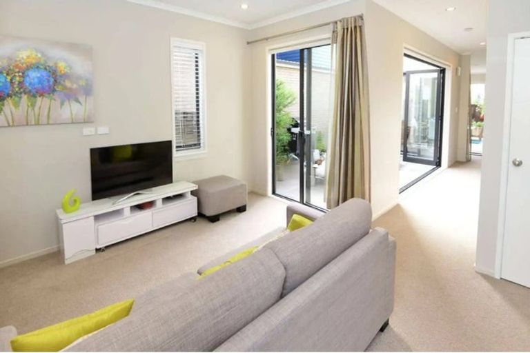 Photo of property in 21 Lester Street, Hobsonville, Auckland, 0616