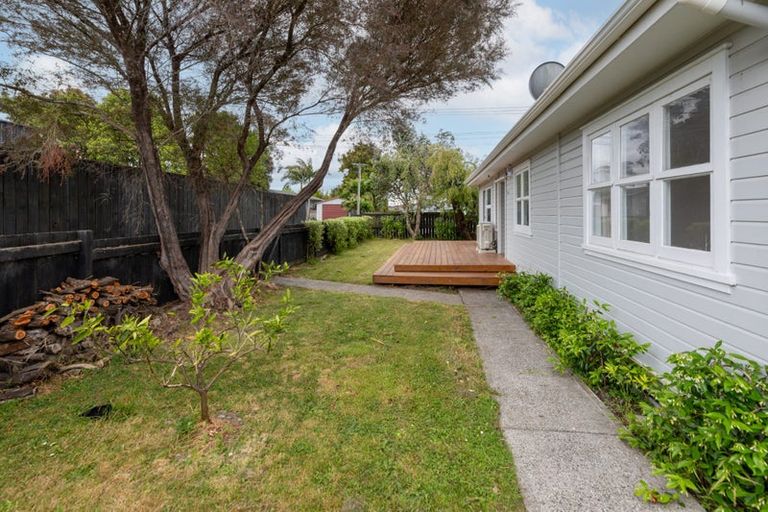 Photo of property in 1/74 Forest Hill Road, Henderson, Auckland, 0612