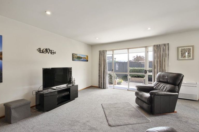 Photo of property in 2a Kingsbury Avenue, Rangiora, 7400