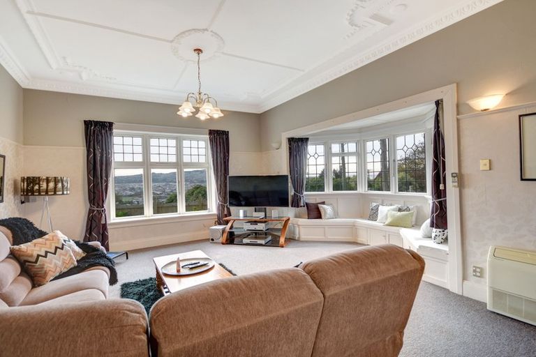 Photo of property in 70 Easther Crescent, Kew, Dunedin, 9012