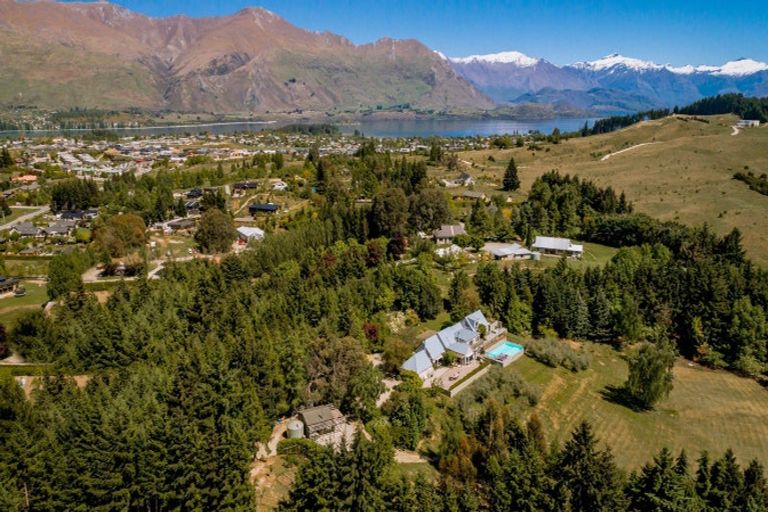 Photo of property in 504 Aubrey Road, Wanaka, 9305