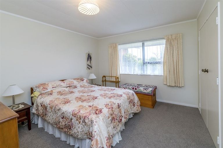 Photo of property in 18 Homewood Avenue, Levin, 5510