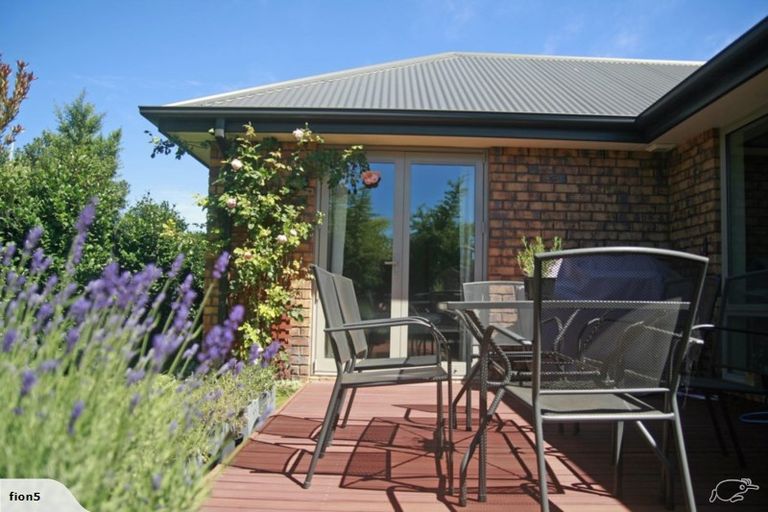 Photo of property in 1a Andrews Crescent, Spreydon, Christchurch, 8024