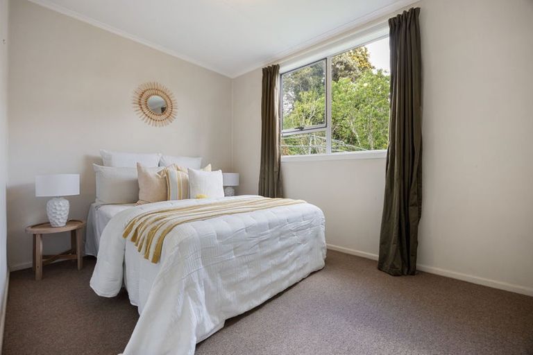 Photo of property in 22 Manapouri Place, Glenview, Hamilton, 3206