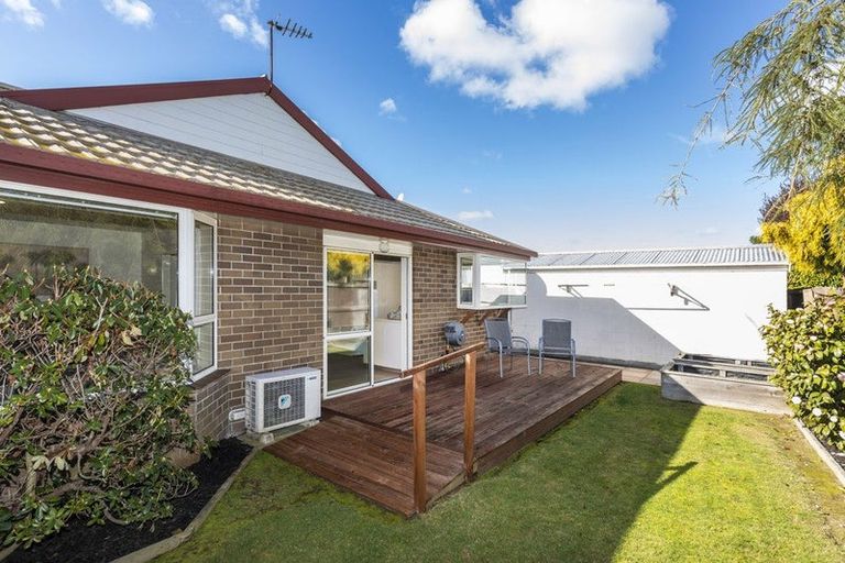 Photo of property in 19b Juniper Place, Burnside, Christchurch, 8053