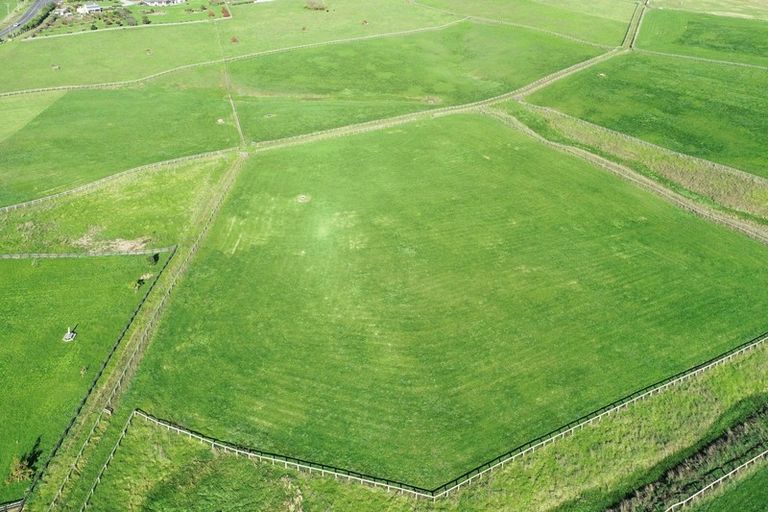 Photo of property in 121 Batty Road, Kingseat, Pukekohe, 2679