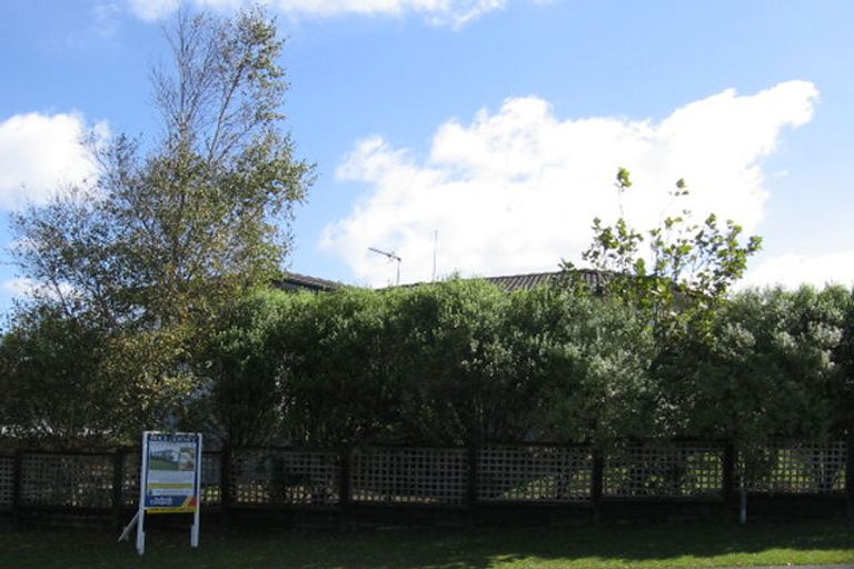 Photo of property in 4 Benchmark Drive, Massey, Auckland, 0614