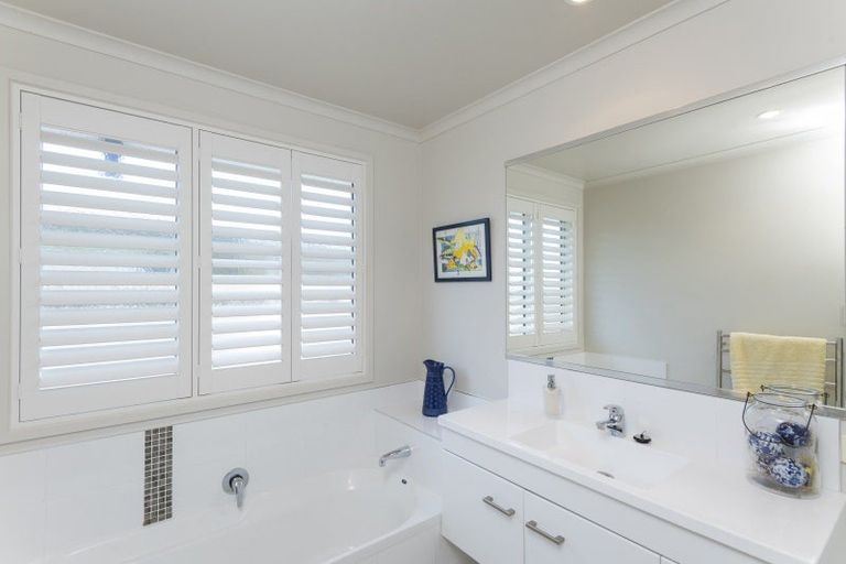 Photo of property in 1 Hamilton Drive, Wainui, Gisborne, 4010