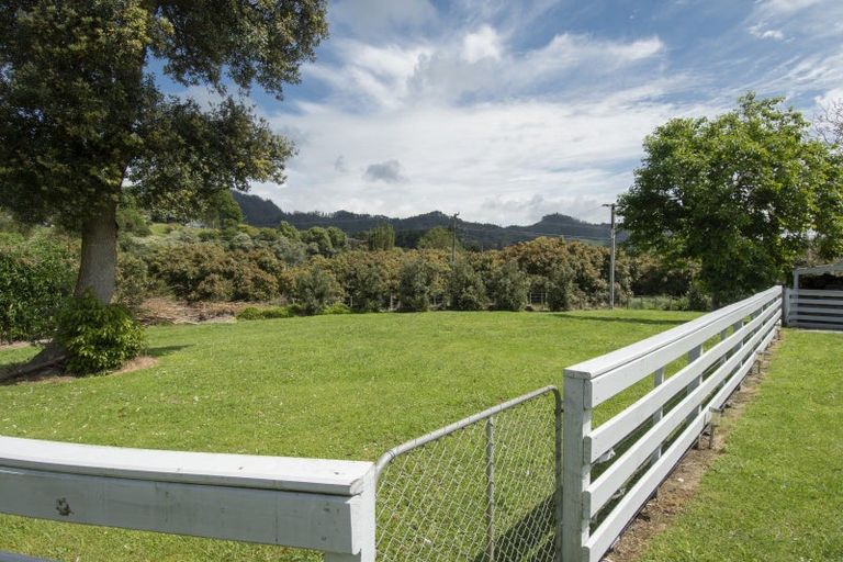 Photo of property in 16 Tanners Point Road, Tanners Point, Katikati, 3177