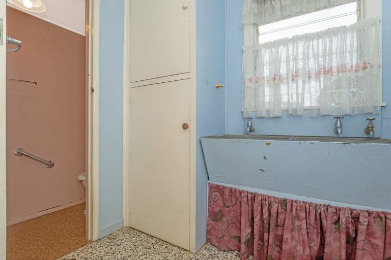 Photo of property in 35 Gordon Street, Mangapapa, Gisborne, 4010