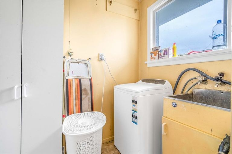 Photo of property in 211 Mcquarrie Street, Kingswell, Invercargill, 9812