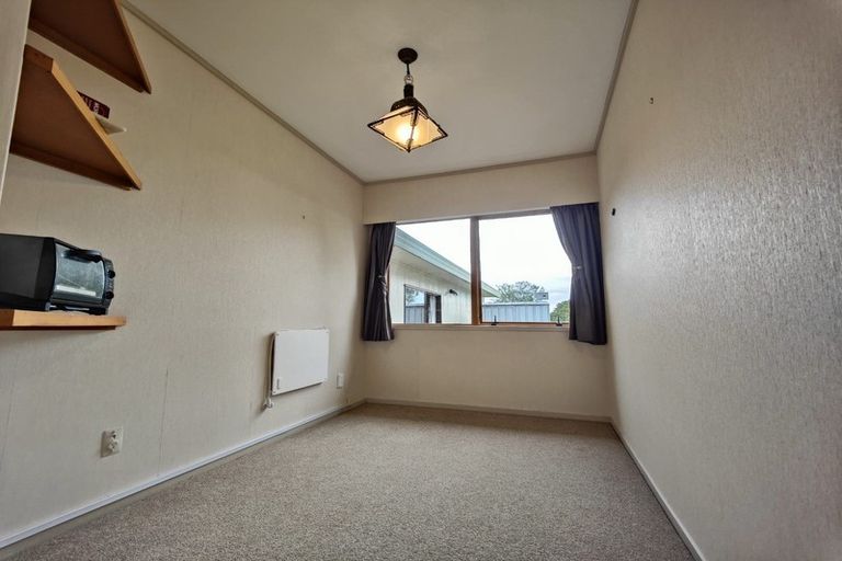 Photo of property in 4 Derrimore Heights, Clover Park, Auckland, 2019