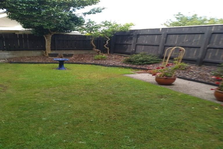 Photo of property in 57a Barrett Street, Westown, New Plymouth, 4310