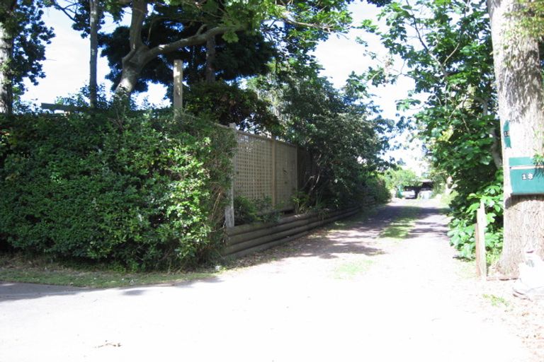 Photo of property in 13 Mona Avenue, Mangere Bridge, Auckland, 2022