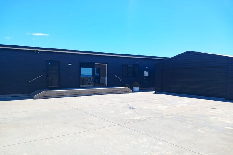 Photo of property in 6 Sunset Heights, Cable Bay, 0420