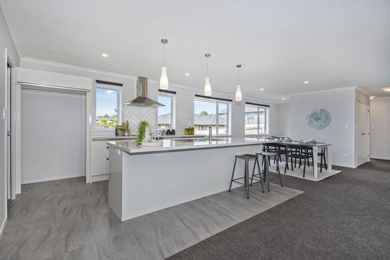 Photo of property in 33 Wairau Drive, Tikipunga, Whangarei, 0112