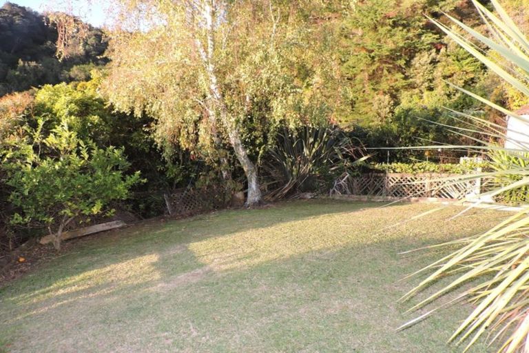 Photo of property in 9 Adams Road, Thornton Bay, Thames, 3575