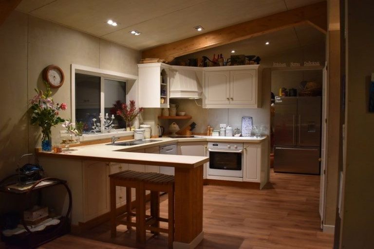 Photo of property in 240 Alma Road, Westport, 7892