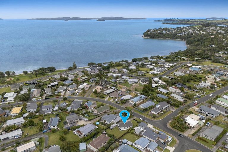 Photo of property in 7 Kauri Crescent, Snells Beach, 0920