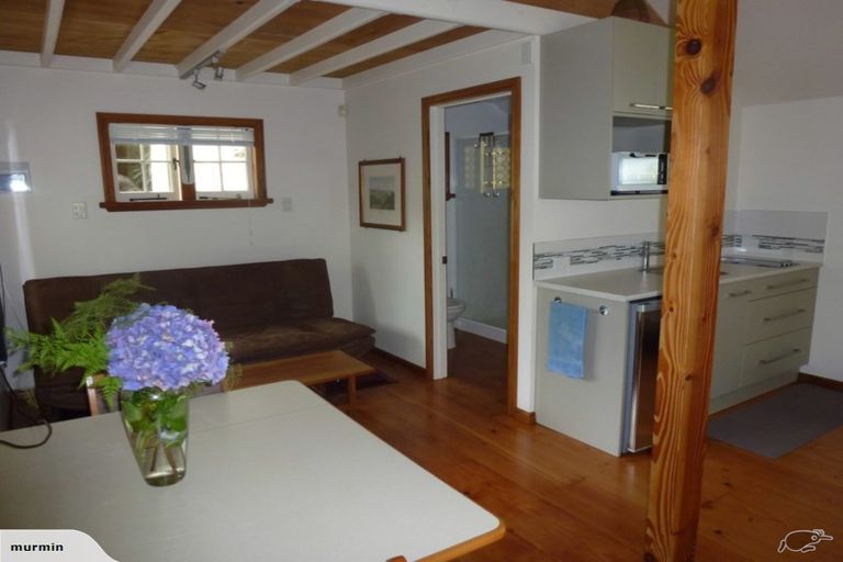 Photo of property in 81 Vauxhall Road, Devonport, Auckland, 0624