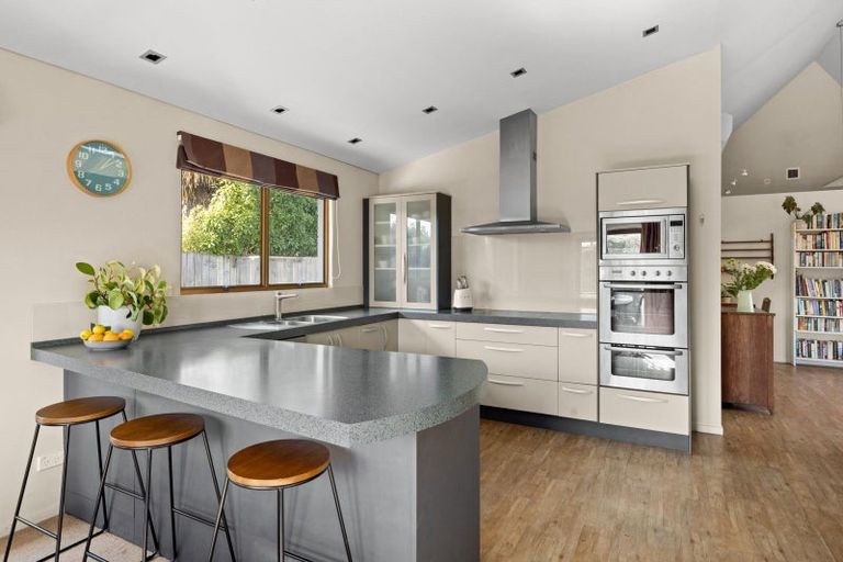 Photo of property in 35a Lucknow Road, Havelock North, 4130