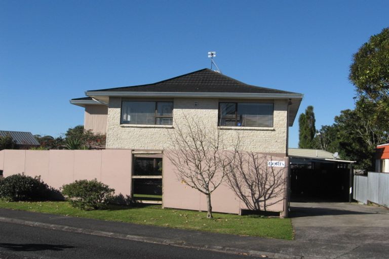 Photo of property in 5 Prestwick Place, Wattle Downs, Auckland, 2103