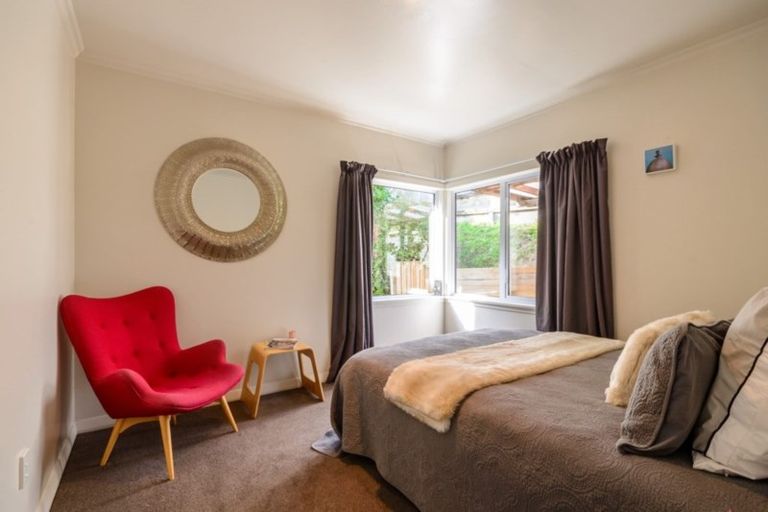 Photo of property in 81 Milton Terrace, Picton, 7220