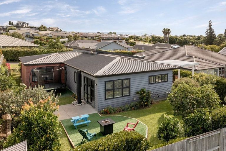 Photo of property in 132c Margaret Drive, Omokoroa, 3114