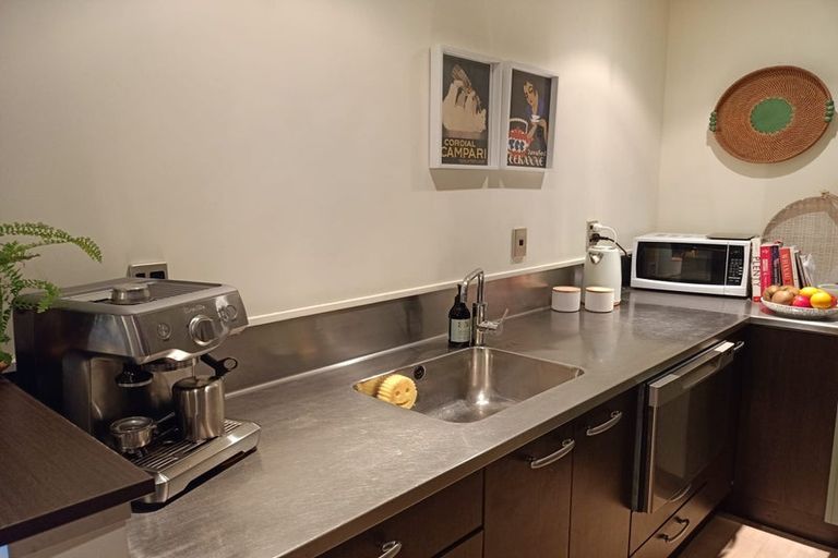 Photo of property in Orange House/land Equity, 20/182 Wakefield Street, Te Aro, Wellington, 6011